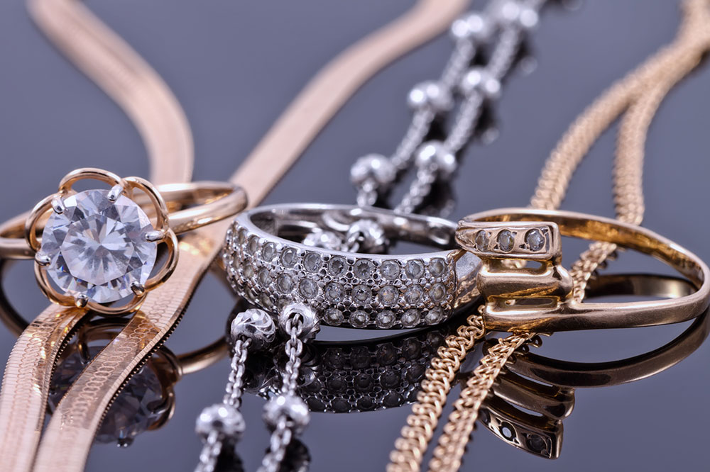 Avoid hiding jewelry in these 5 common places